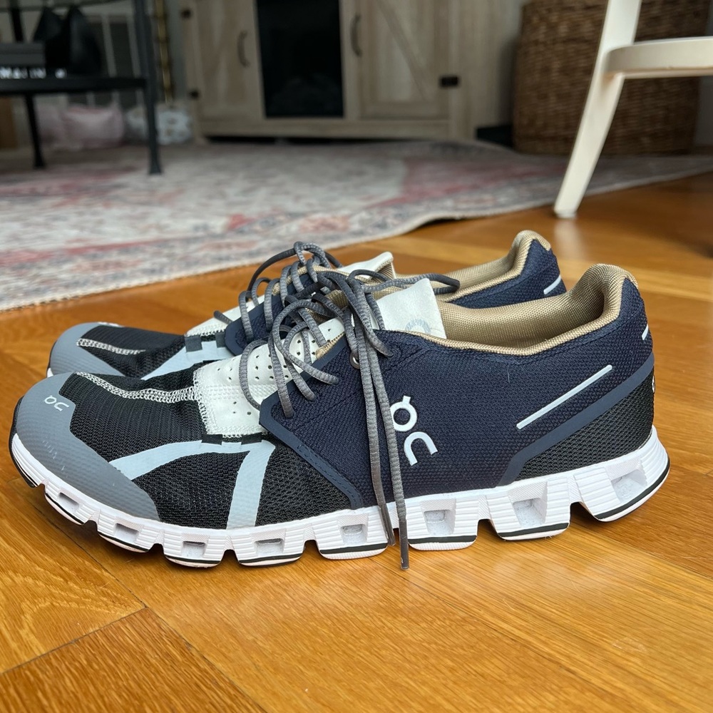 On Running Cloud Sneaker